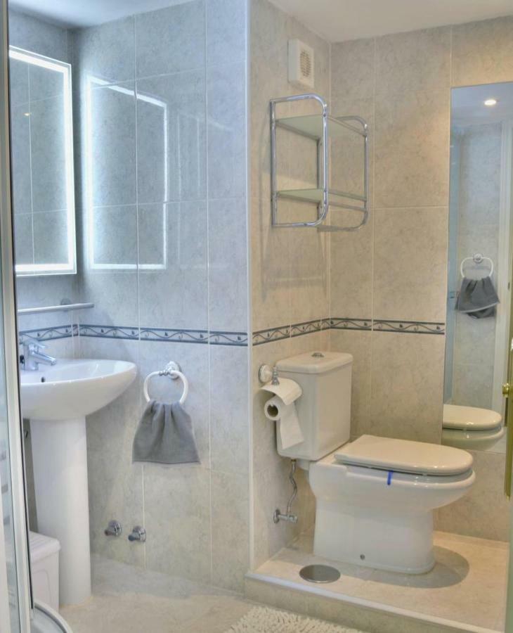 Seafront Luxury Studio In Las Palmeras Hotel Fuengirola Exteriör bild